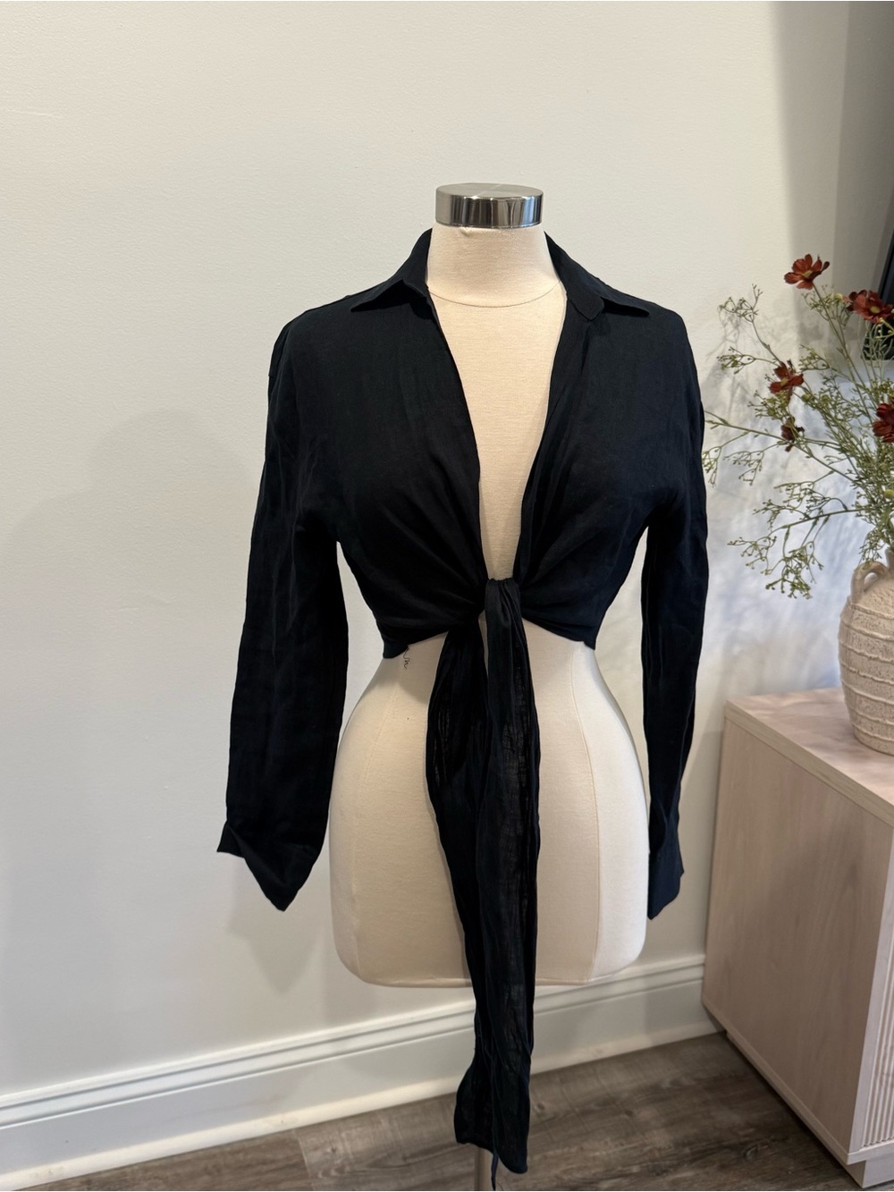 Black Tie-Front Women's Top - Brand: